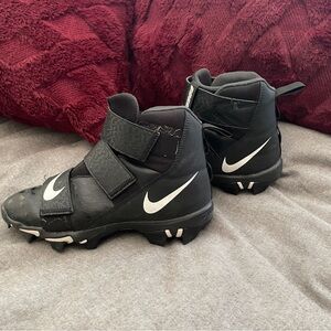 Nike‎ Force Cleats Youth 5